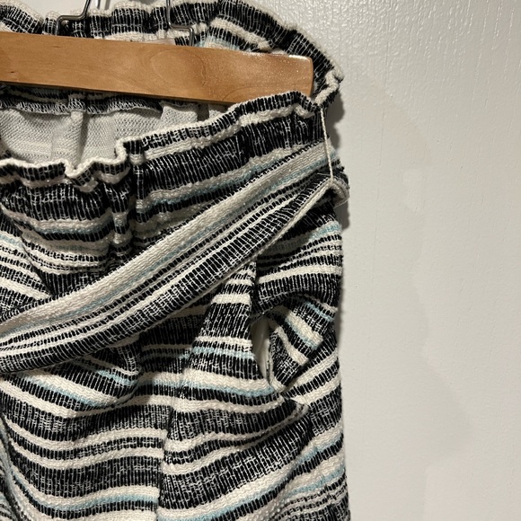 LOFT Knit Skirt - Picture 3 of 5